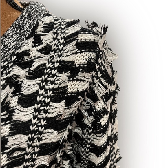 Endless Rose Black and White Fringe Cardigan Size Medium to Large - NWT - Picture 2 of 6